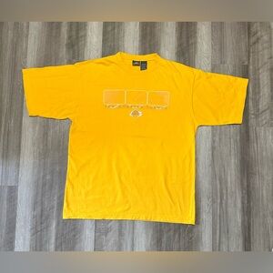 Vintage Y2K Los Angeles Lakers shirt